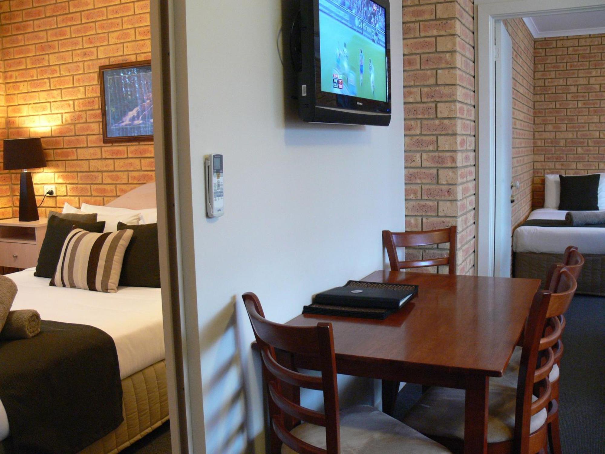 Begonia City Motor Inn Баларат Екстериор снимка